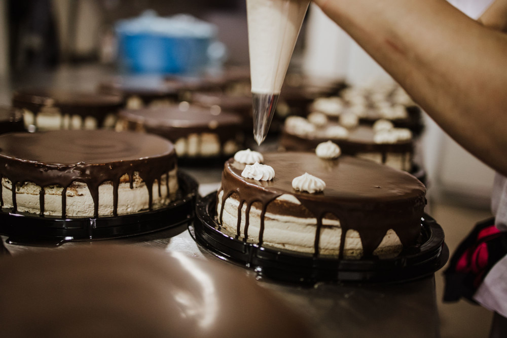 Pasticceria Il Grillo, pasticceria tipica Fiorentina in Campi Bisenzio. Rinfreschi, Salati, Dolci, Pastine, Caffetteria, Schiacciata alla fiorentina, prodotti tipici fiorentini, Bar - Home